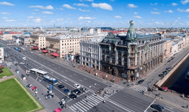Особенности дорожного движения в Санкт-Петербурге